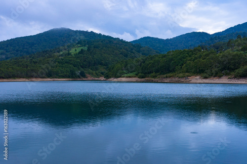 Fototapeta Naklejka Na Ścianę i Meble -  Calm water of mountain lake
