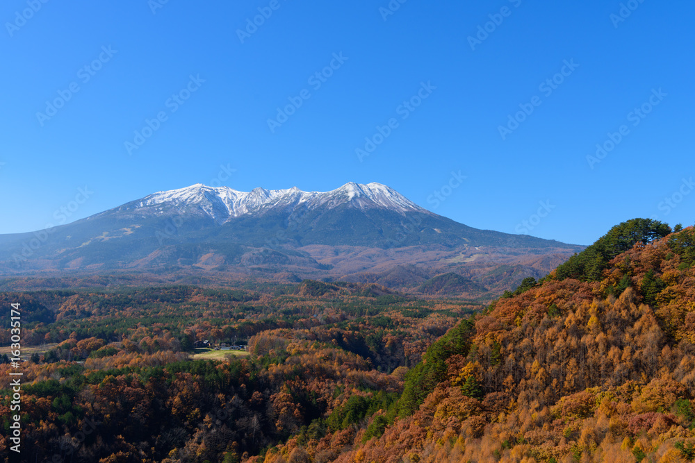 長野　秋の九蔵峠と御嶽山