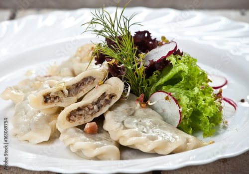 Pierogi ręcznie lepione