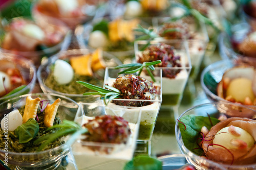 catering mini dania kanapeczki przekąski