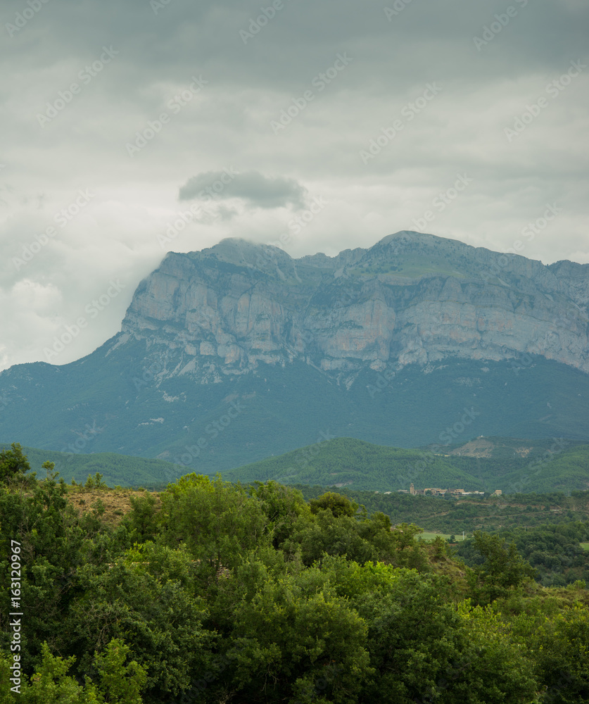 Panorama montagne Ainsa Espagne