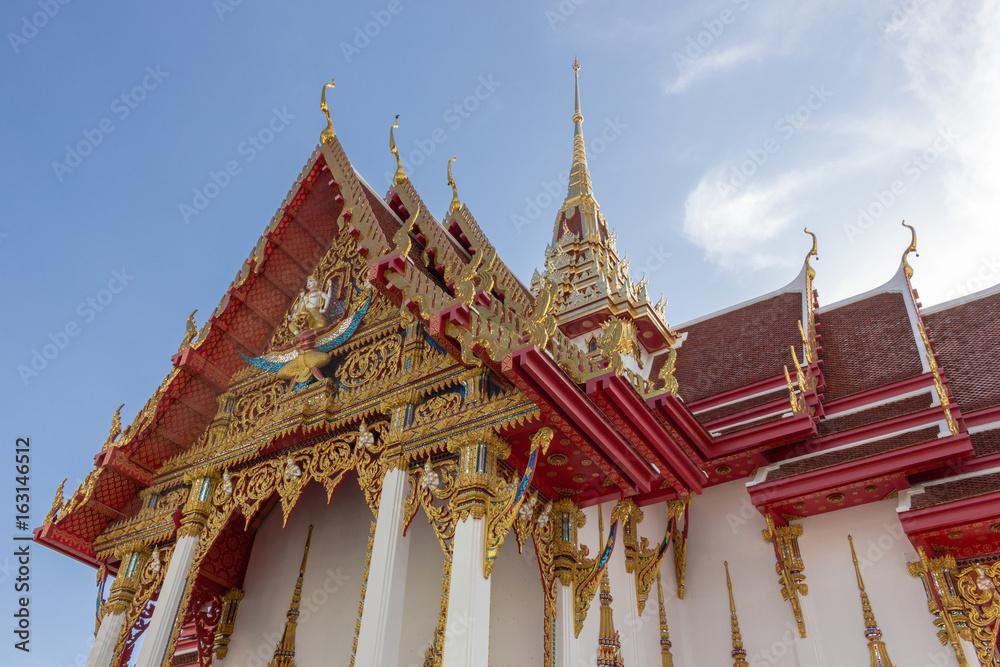 Naklejka premium タイ・バンコク・チャオプラヤー川・お寺