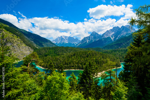 Zugspitzblick mit Plansee photo