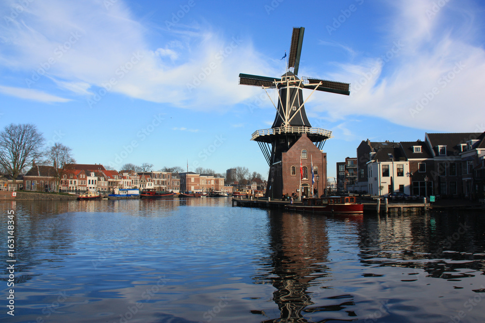 Moulin à vent à Haarlem aux Pays-Bas