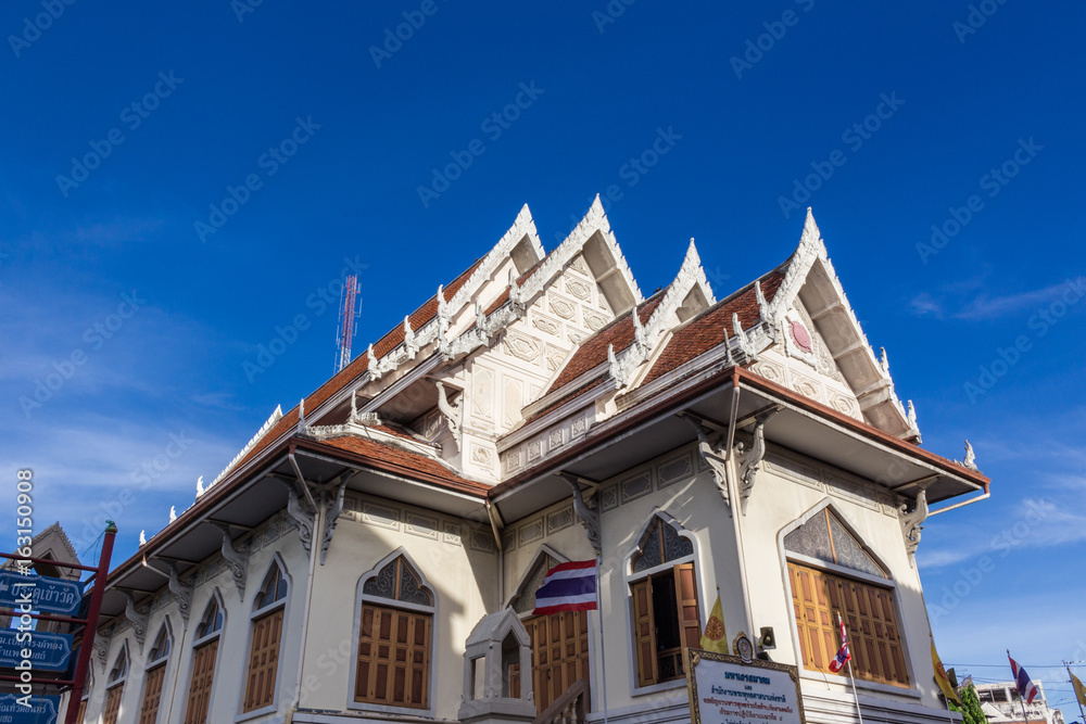 Bangkok Wat Inthara wihan：バンコクのお寺散策 