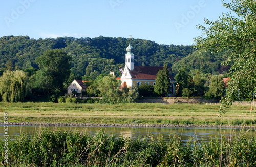 Blick zur Kirche Maria am Wasser