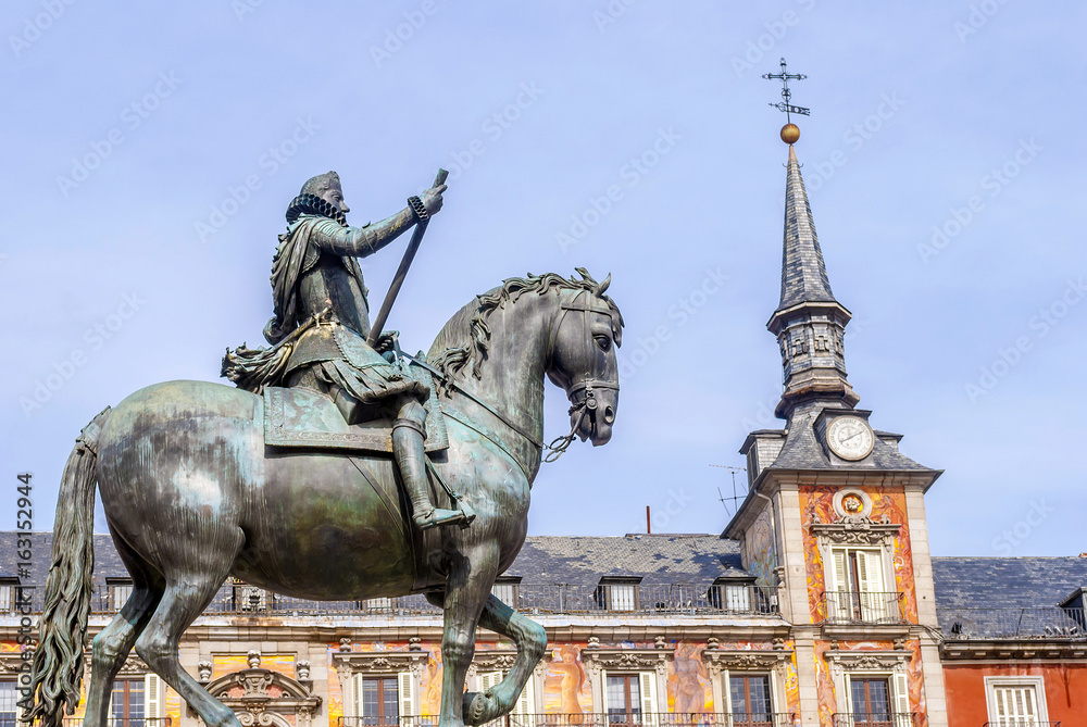 Plaza Mayor and King Philip lll equestrian statue