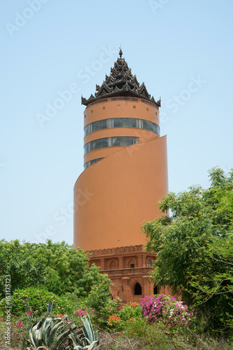 Nann Myint Viewing Tower in Bagan, Myanmar　バガンビューイングタワー photo