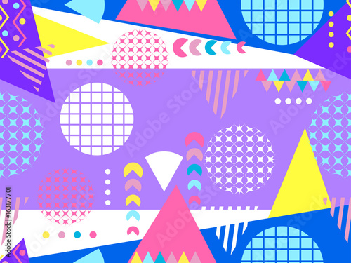 Memphis seamless pattern. Geometric elements memphis in the style of 80's. Vector illustration