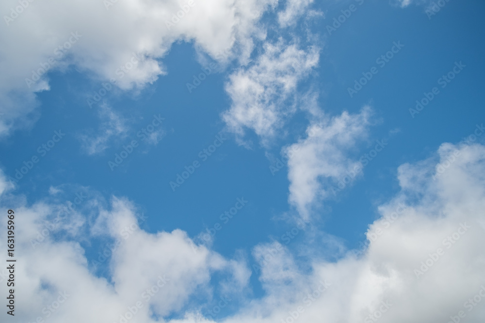 Obraz premium Blue sky with cloud