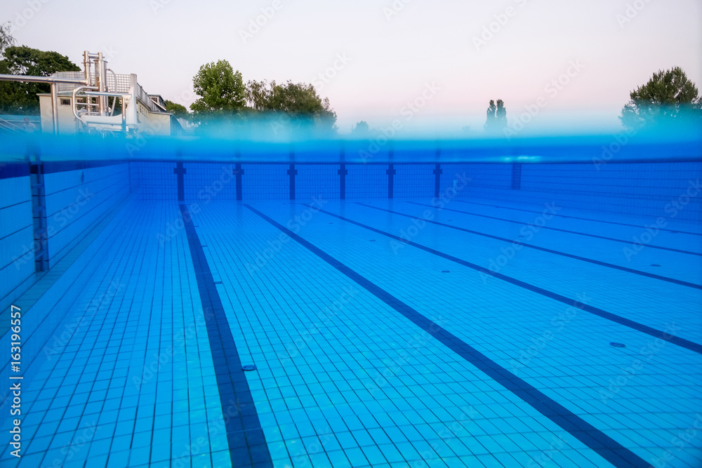 Fototapeta premium pool