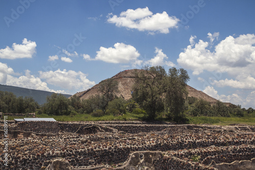 Teotihuacan II photo