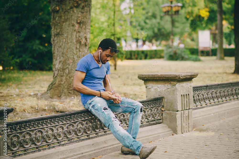 Fototapeta premium the guy with the phone