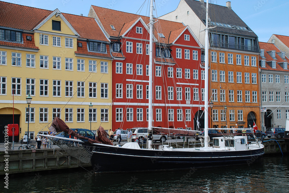 Naklejka premium Nyhavn, Copenhagen, Denmark