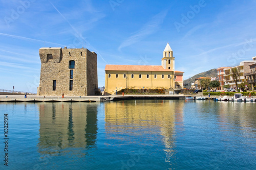 Photos Acciaroli Chiesa dell'Annunziata