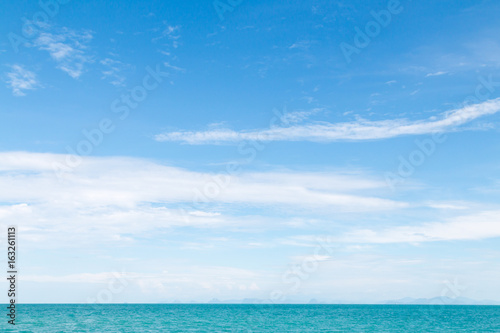 Blue sky and White cloud on sea