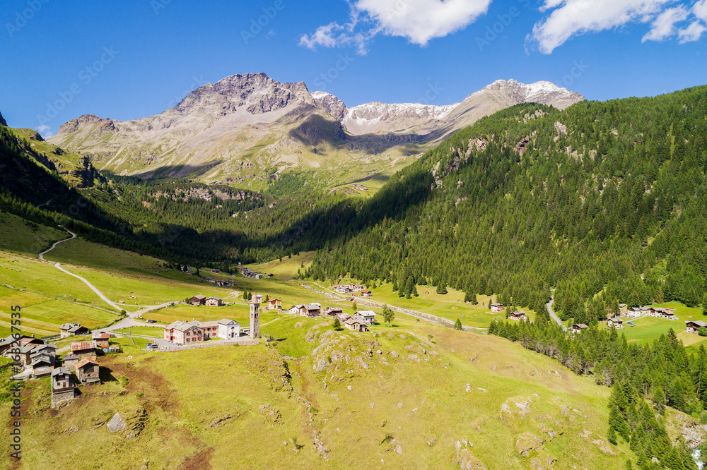Val Grosina Orientale - Valtellina (IT) - Borgo di Eita 1700 mt. - Vista aerea 