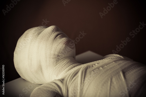 Obraz na płótnie Close up view of young mummy wrapped in gauze