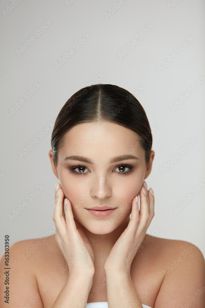 Beauty Woman Face Portrait. Beautiful Girl Face With Soft Skin Beauty Woman Face Portrait. Beautiful Girl Face With Soft Skin