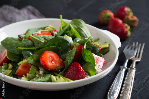 Salad with spinach fresh strawberries and cheese