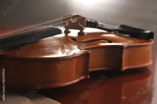 Violin and notes on the table