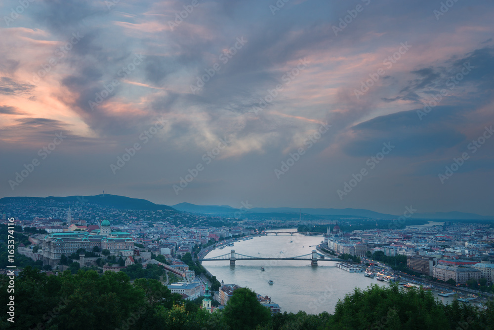 Obraz premium The Beautiful Capital City of Budapest in Hungary
