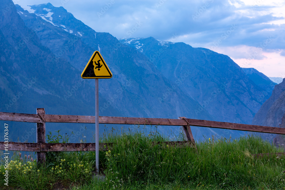 Attention danger Attention danger