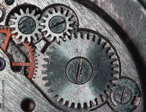 The mechanism of the old clock on a large scale