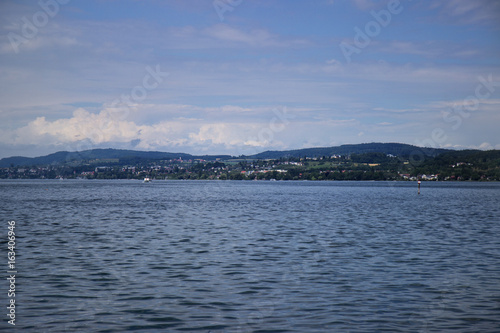 Blick vom Bodensee im Sommer