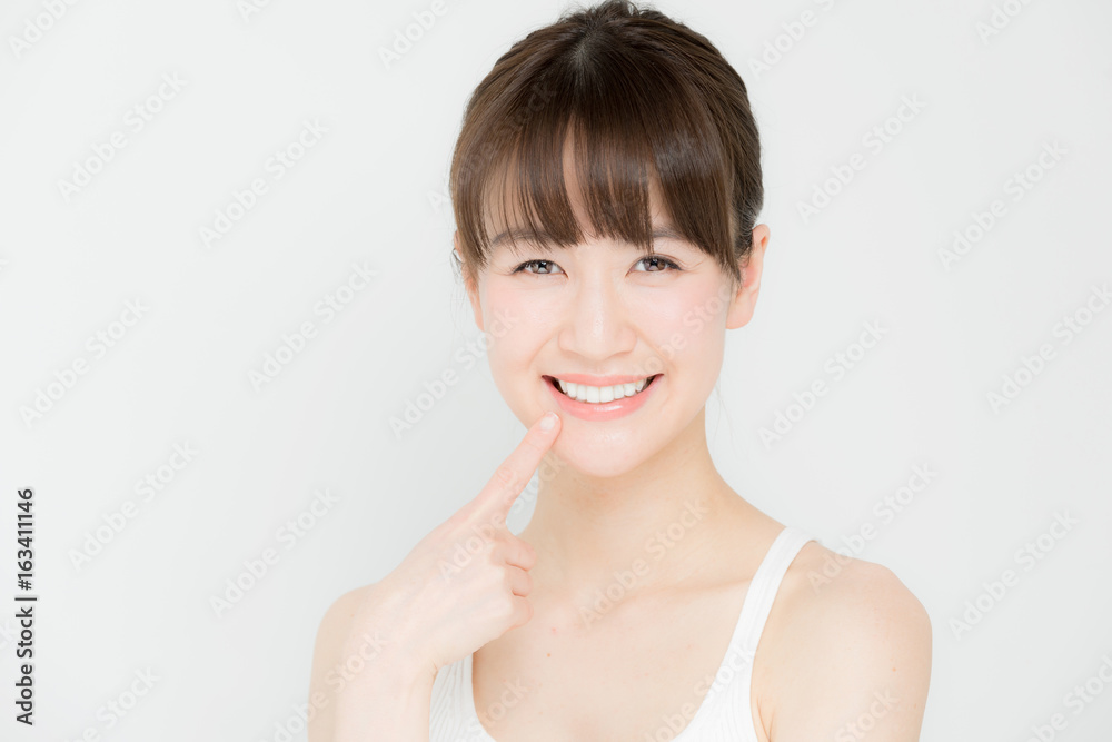 attractive asian woman beauty image on white background