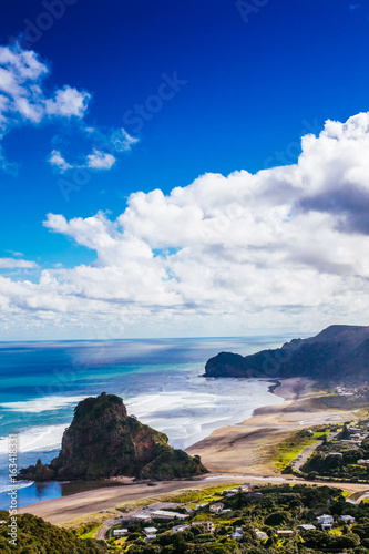 Piha, New Zealand photo