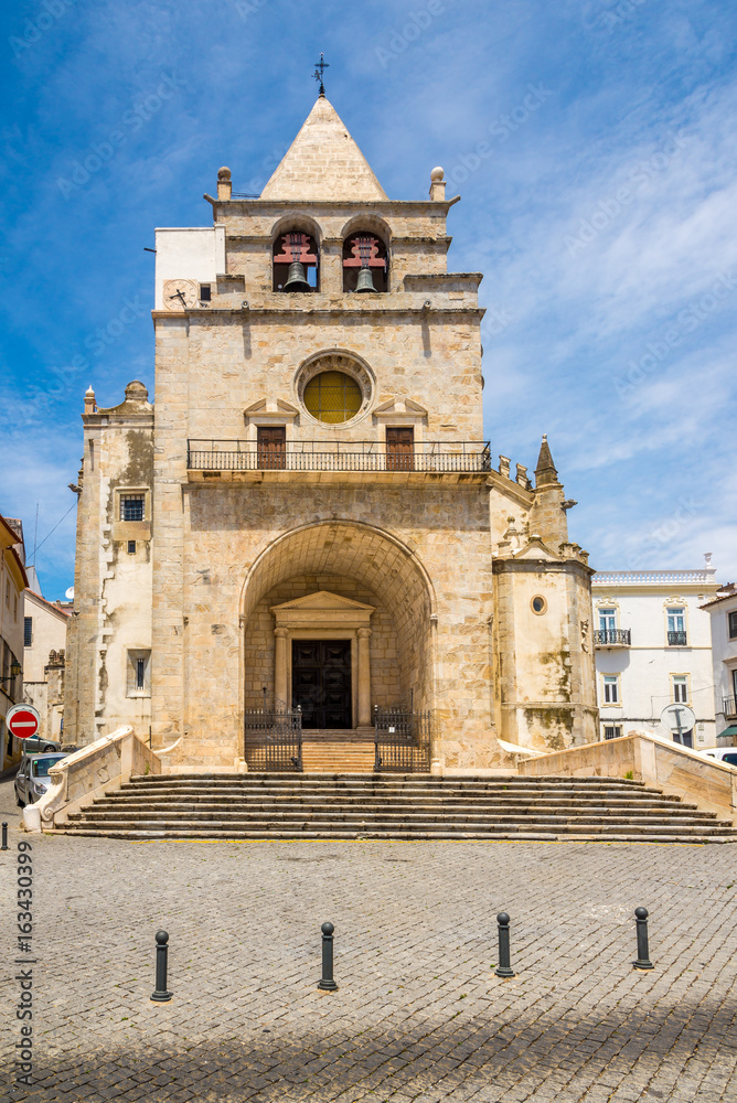 Fototapeta premium Church of Nossa Senhora da Assuncao in Elvas ,Portugal