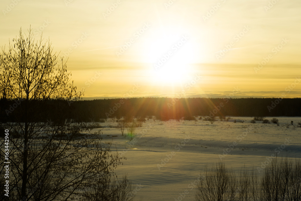 Sunset in the village of Filippovskoe Vladimirskaya oblast'