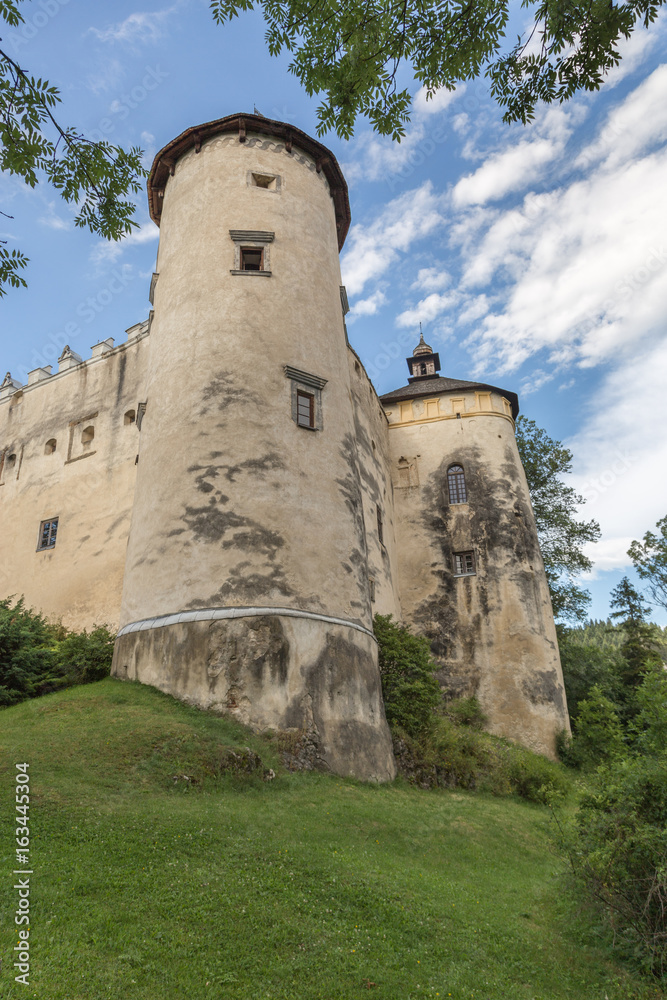 Castle in Niedzica on the Czorsztynskim reservoir . Poland 