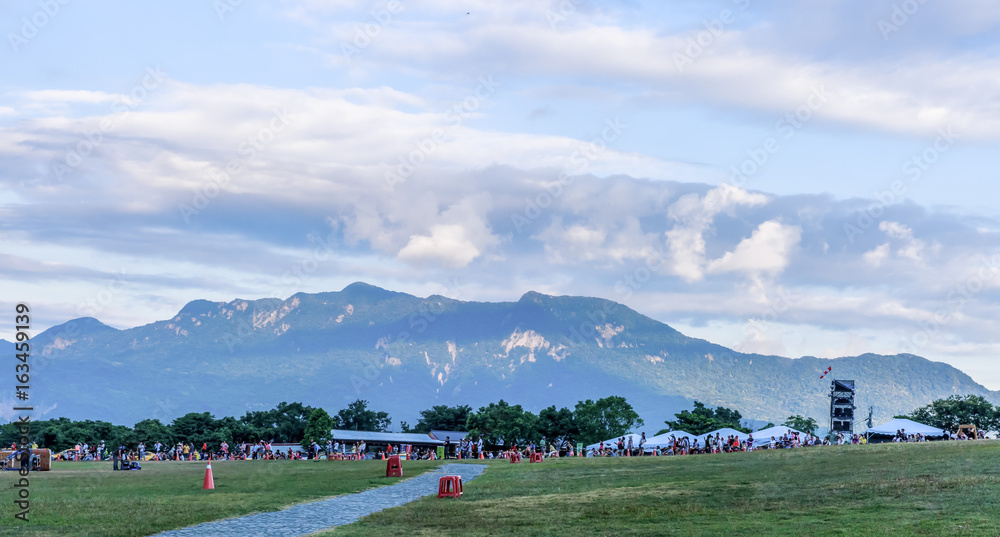 Fototapeta premium Taitung, Taiwan - August 3, 2015: Taiwan international balloon festival in Luye Gaotai, Taitung
