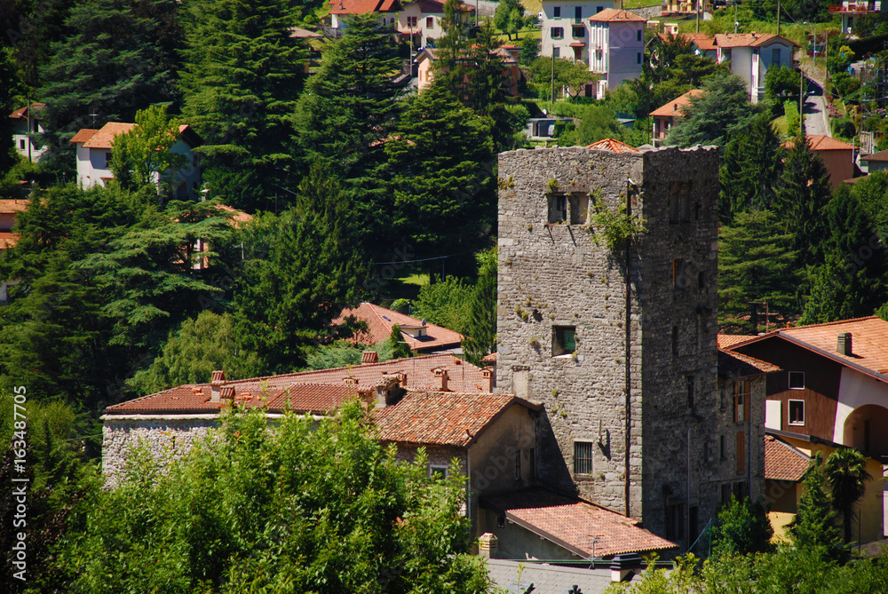 Asso - Castello medievale