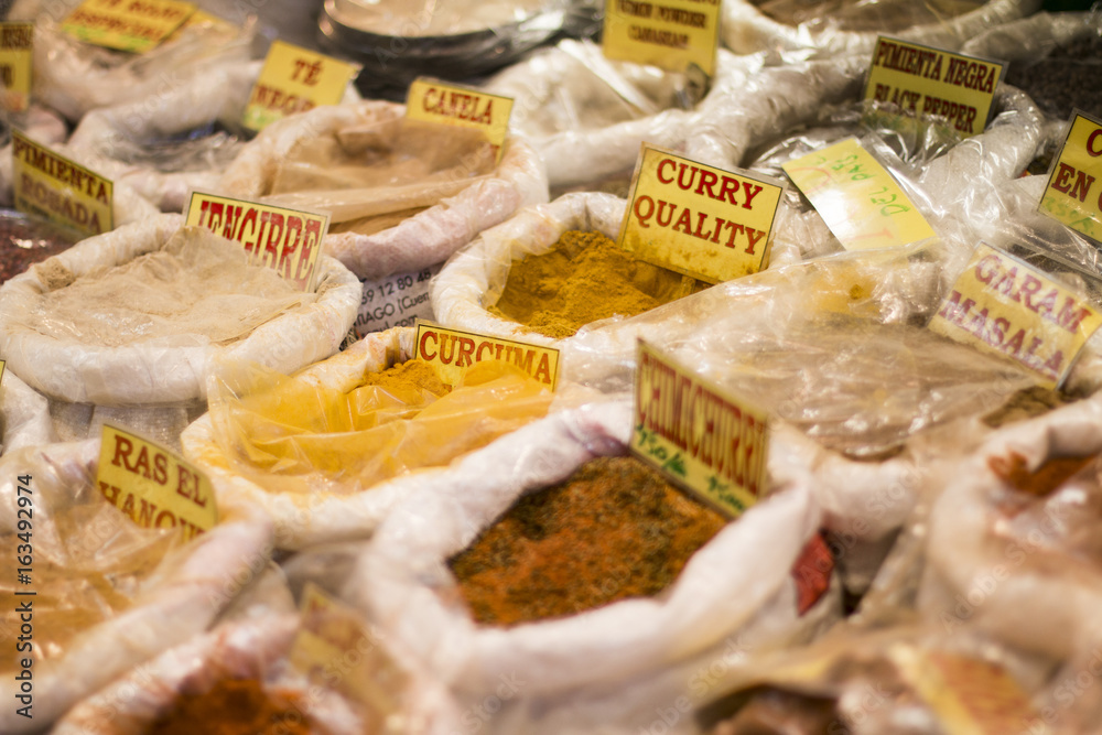 Obraz premium Spices at the city market.