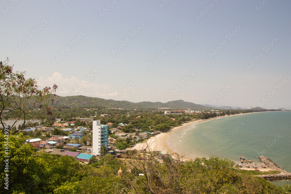 Fototapeta premium high view of coast and mountain