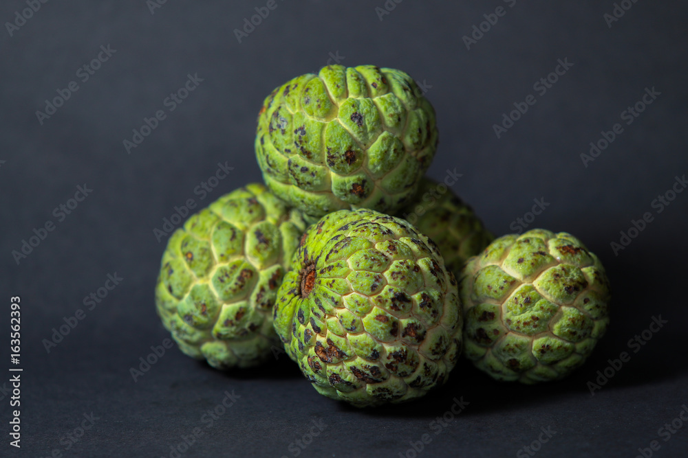 Obraz premium Custard apples
