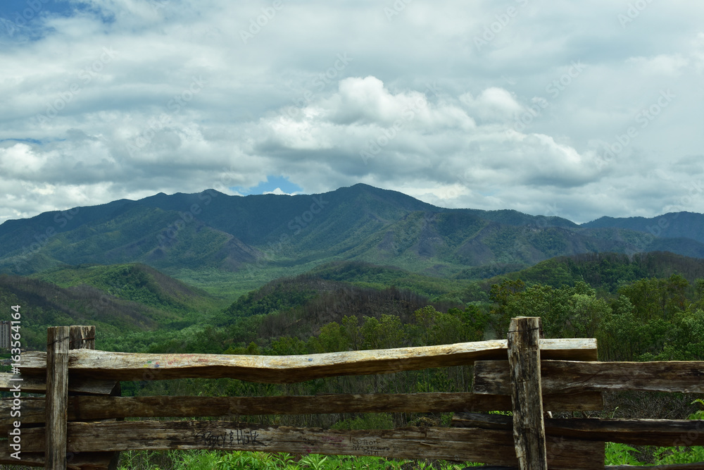 Rolling Mountains