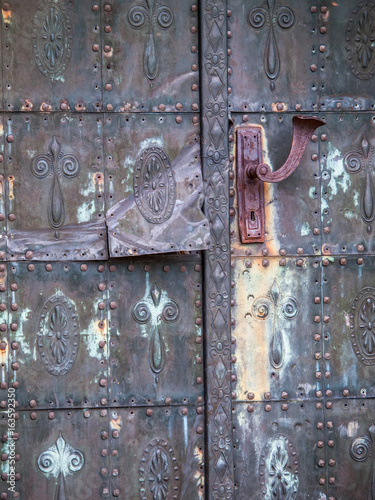 Historische Tür aus Kupfer