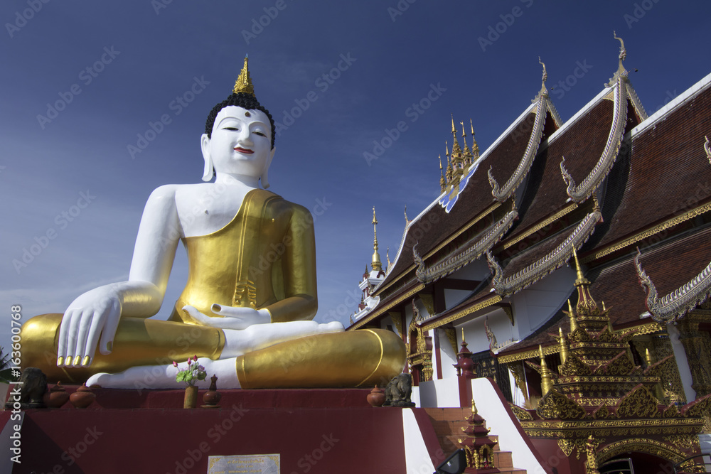 Fototapeta premium Wat Ratcha Montien at Chiangmai, Thailand.