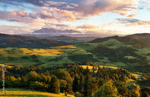 Fototapeta Naklejka Na Ścianę i Meble -  Beautiful summer landscape in mountains - Pieniny / Tatras, Slovakia
