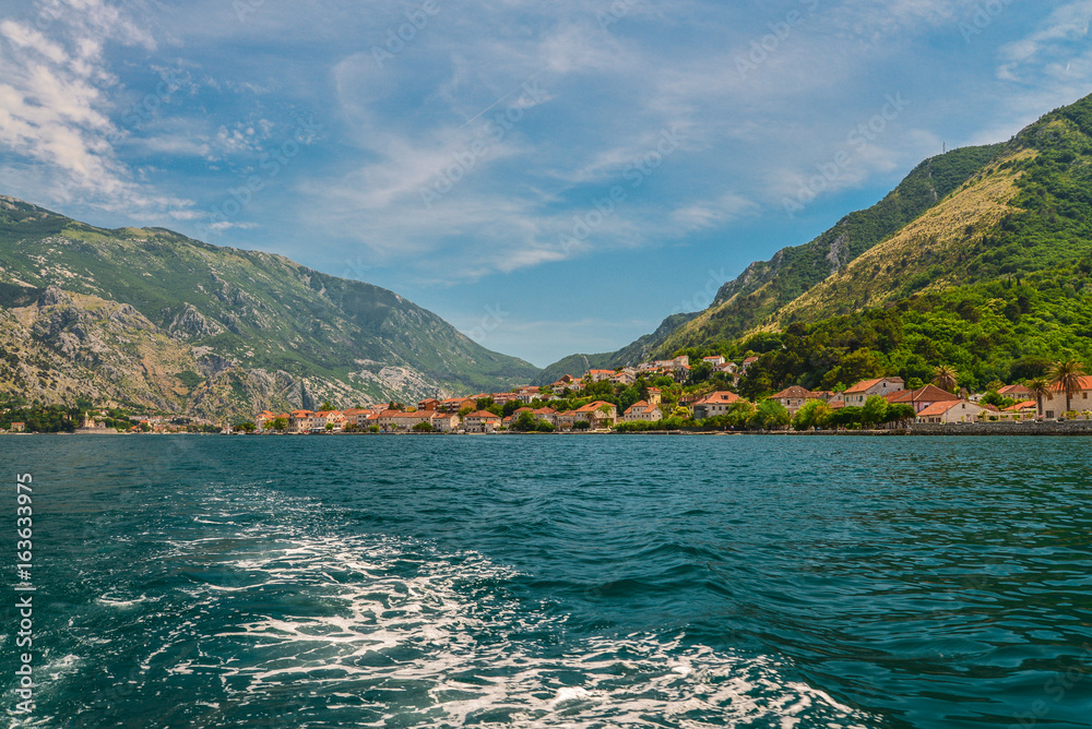 Obraz premium Waterfront of small town Prcanj