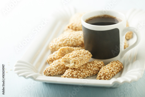 Sesame seed cookies with coffee
