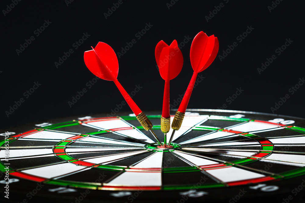 Fototapeta premium Success hitting target, aim goal achievement concept