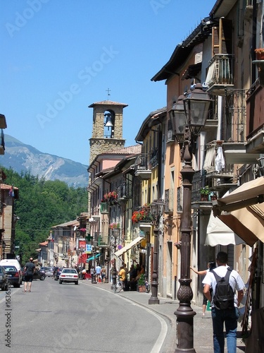 La strada principale di Amatrice in centro Italia prima del terremoto. photo
