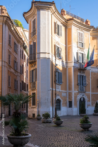 Cosy little sunny yard in Rome, Italy