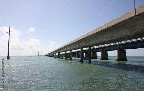 View to the Seven Mile Bridge / Overseas Highway, Knight´s Key, Florida Keys, USA