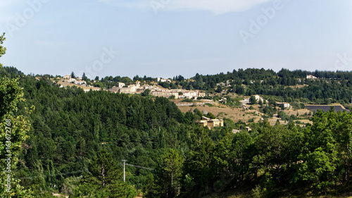 Paysage village Aurel